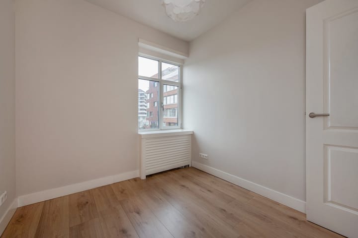 Foto 10 van Dr. Lelykade 314