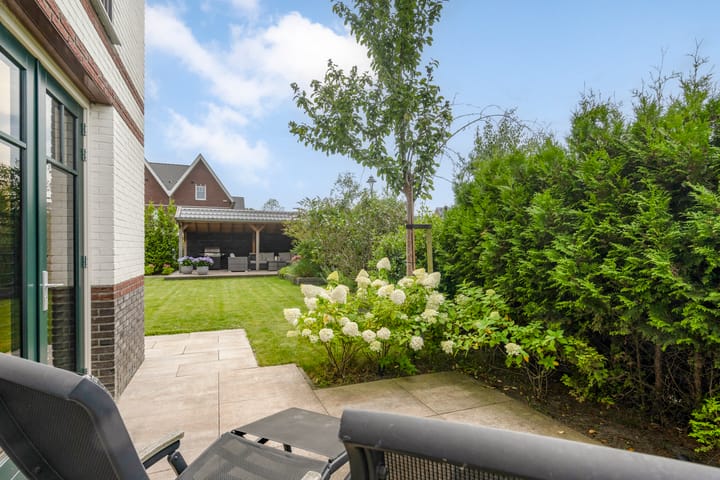 Photo 10 of Oleanderlaan 35