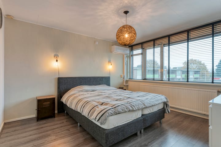 Photo 18 of Oelenveerstraat 21