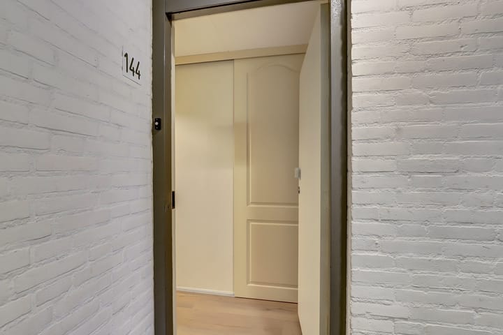 Photo 6 of Heuvellaan 144