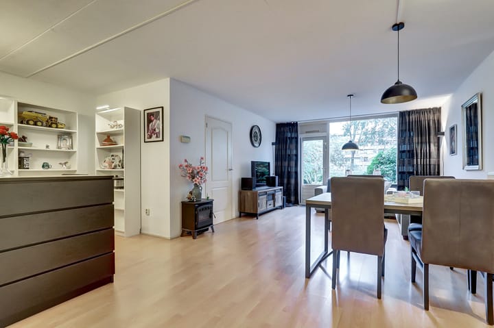 Photo 10 of Heuvellaan 144