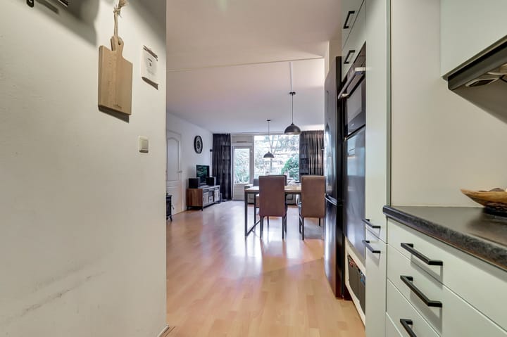 Photo 13 of Heuvellaan 144