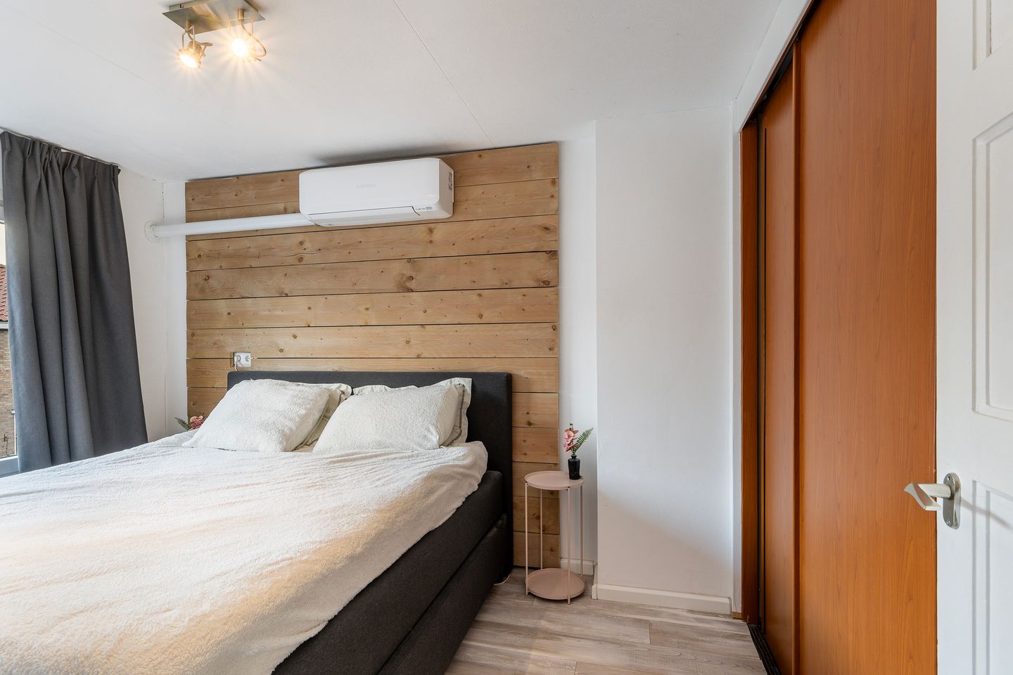 Foto 4 van Borneostraat 24