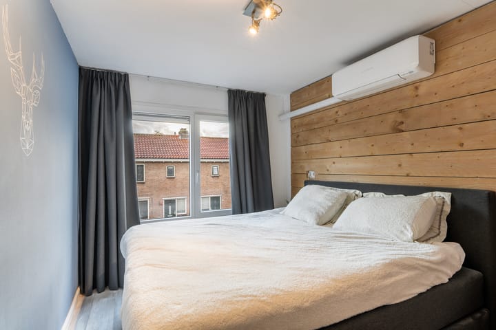 Foto 23 van Borneostraat 24