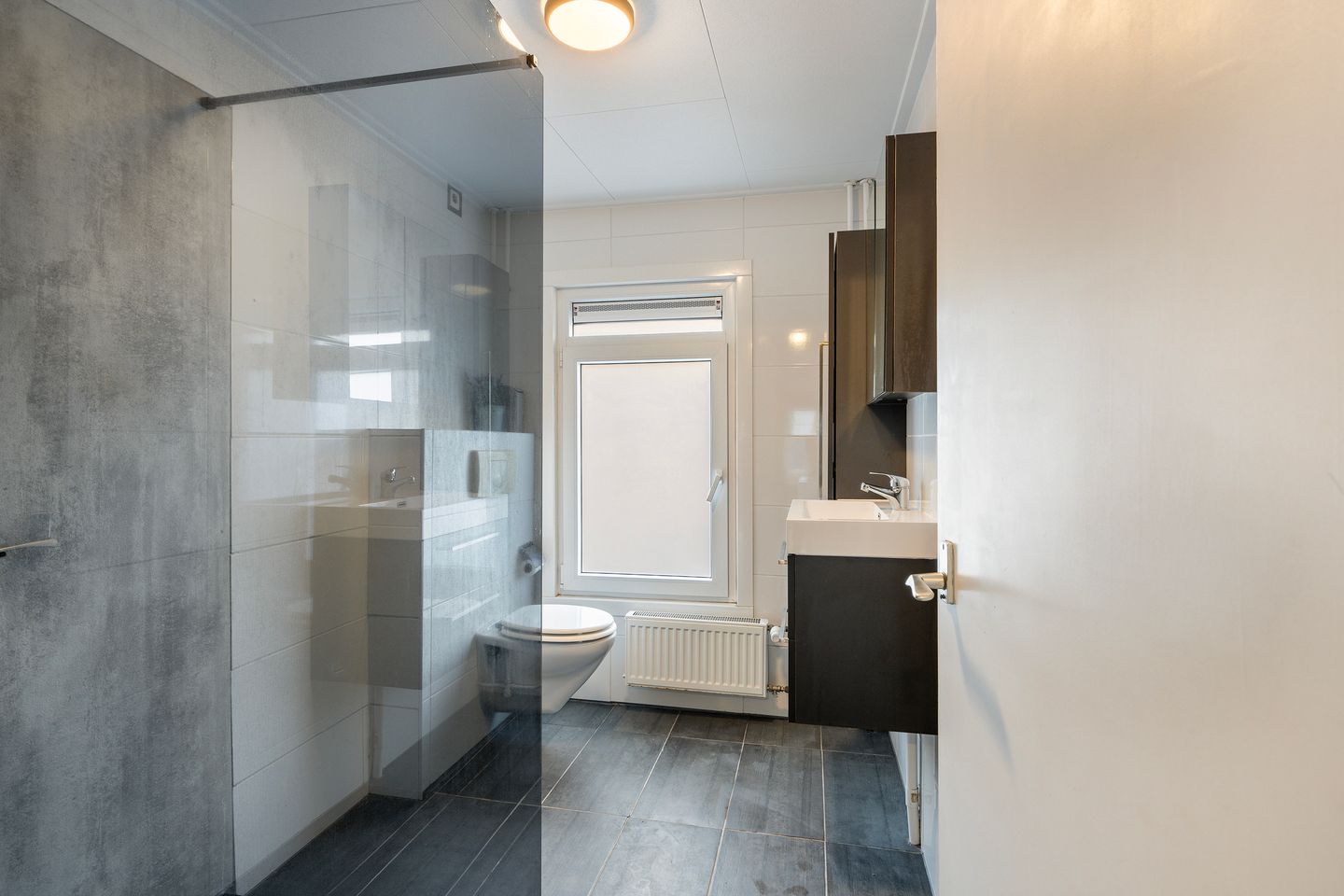 Foto 25 van Borneostraat 24