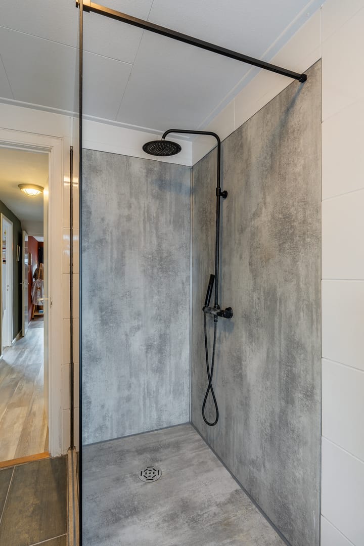 Foto 27 van Borneostraat 24