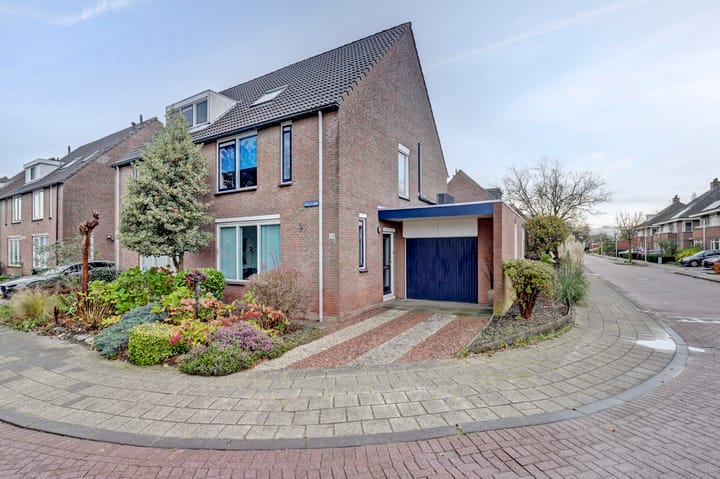 Photo 2 of Calslaan 24