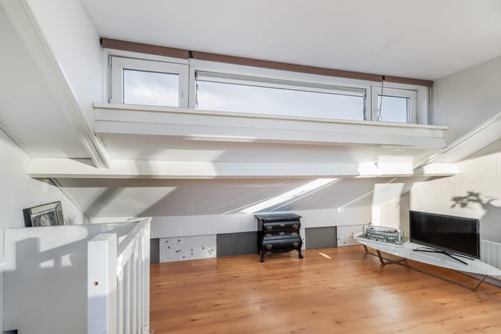 Foto 36 van Borneostraat 24