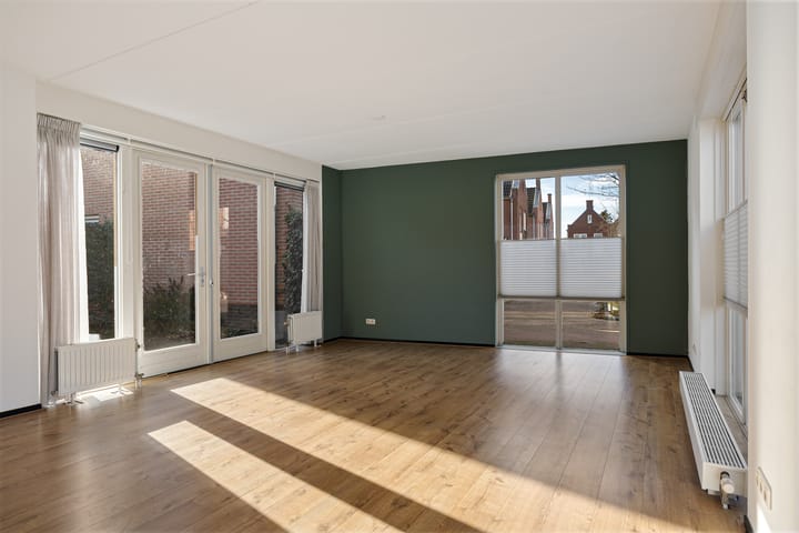 Photo 2 of Oosterhof 17