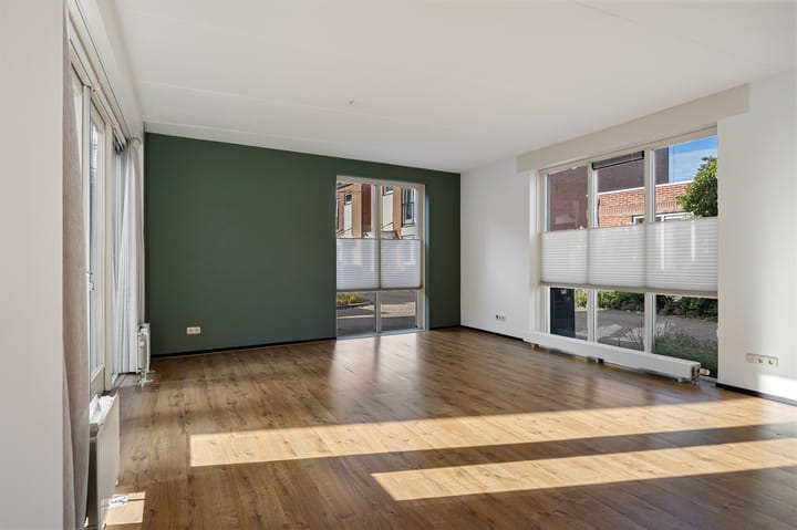 Photo 3 of Oosterhof 17