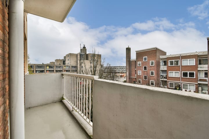 Photo 5 of Hendrik de Bruynstraat 23-2