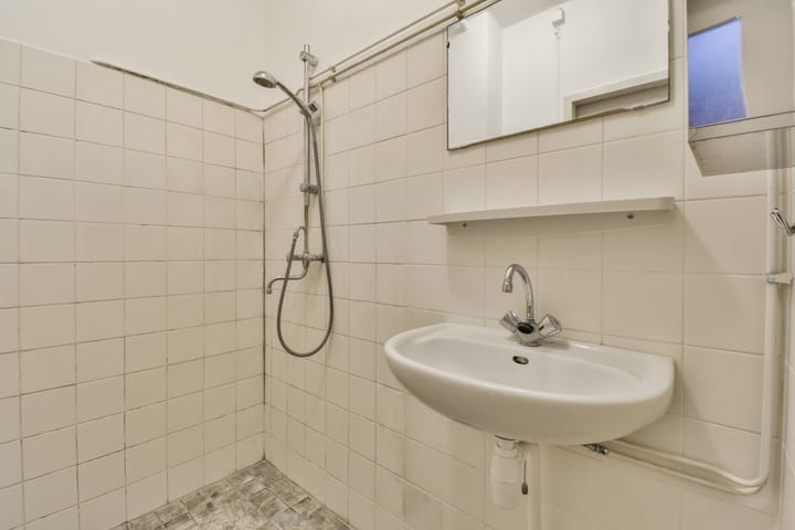 Photo 15 of Hendrik de Bruynstraat 23-2