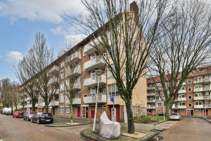 Photo 19 of Hendrik de Bruynstraat 23-2