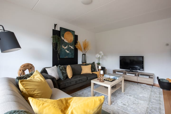 Photo 15 of Henry Moorestraat 42