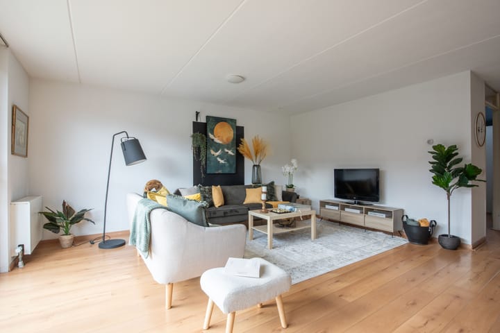 Photo 14 of Henry Moorestraat 42