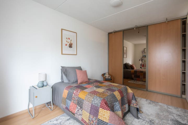 Photo 27 of Henry Moorestraat 42