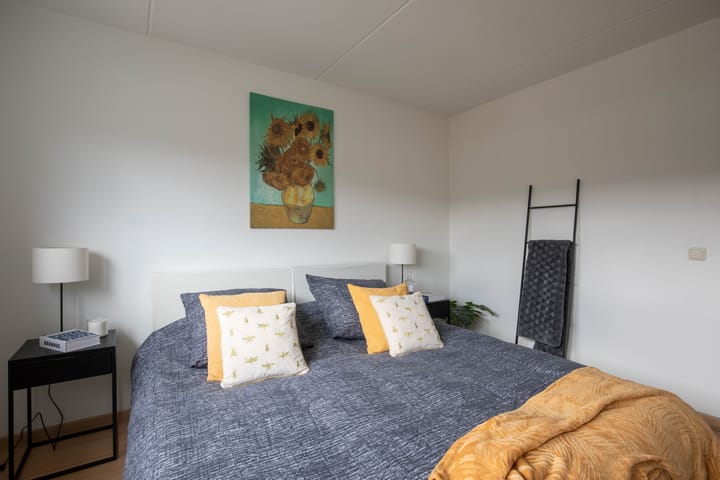 Photo 34 of Henry Moorestraat 42