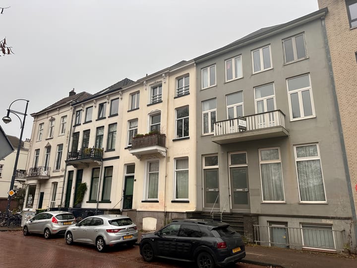 Photo 2 of Eusebiusbuitensingel 15