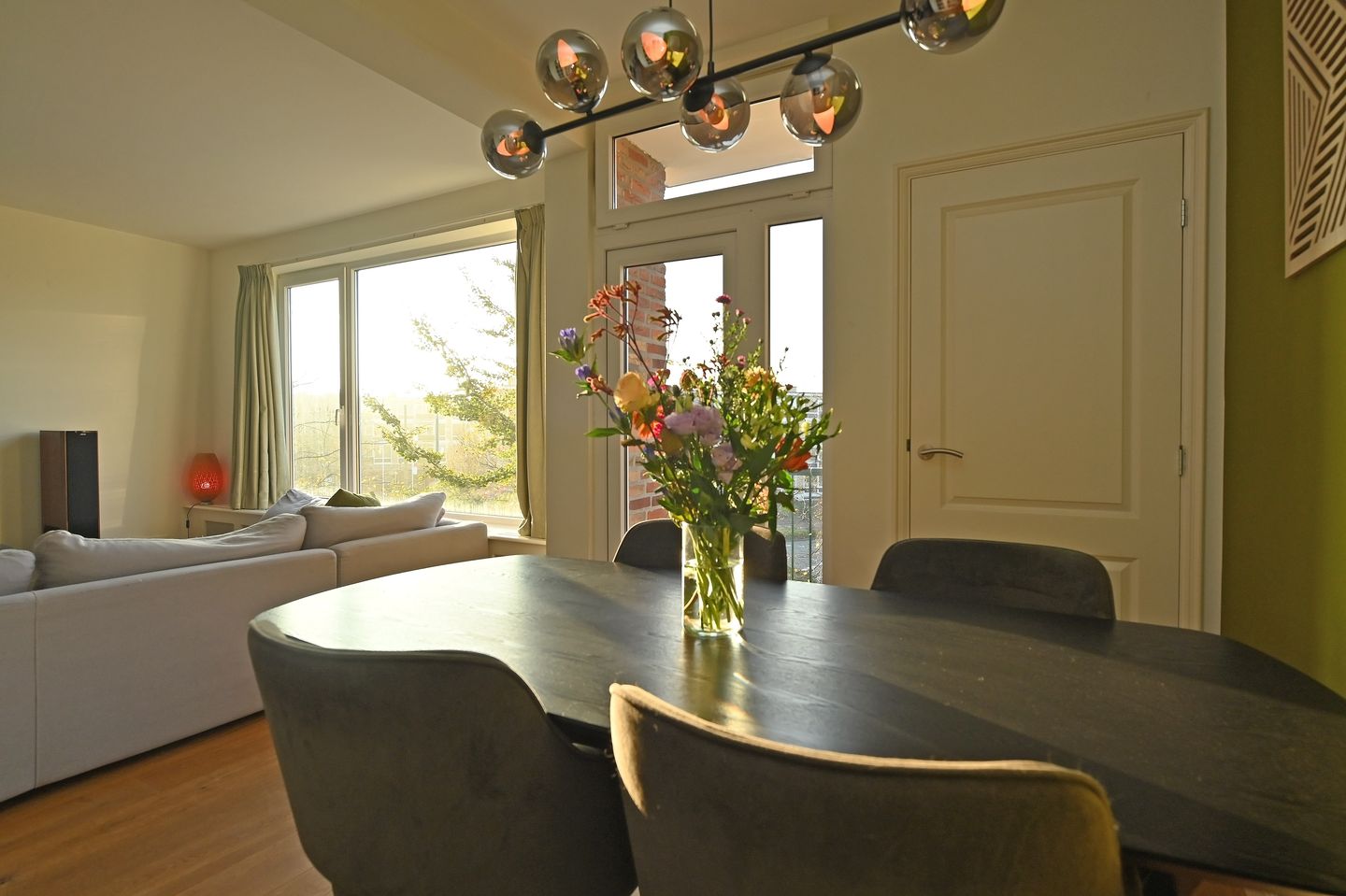 Foto 10 van Koningin Julianalaan 205