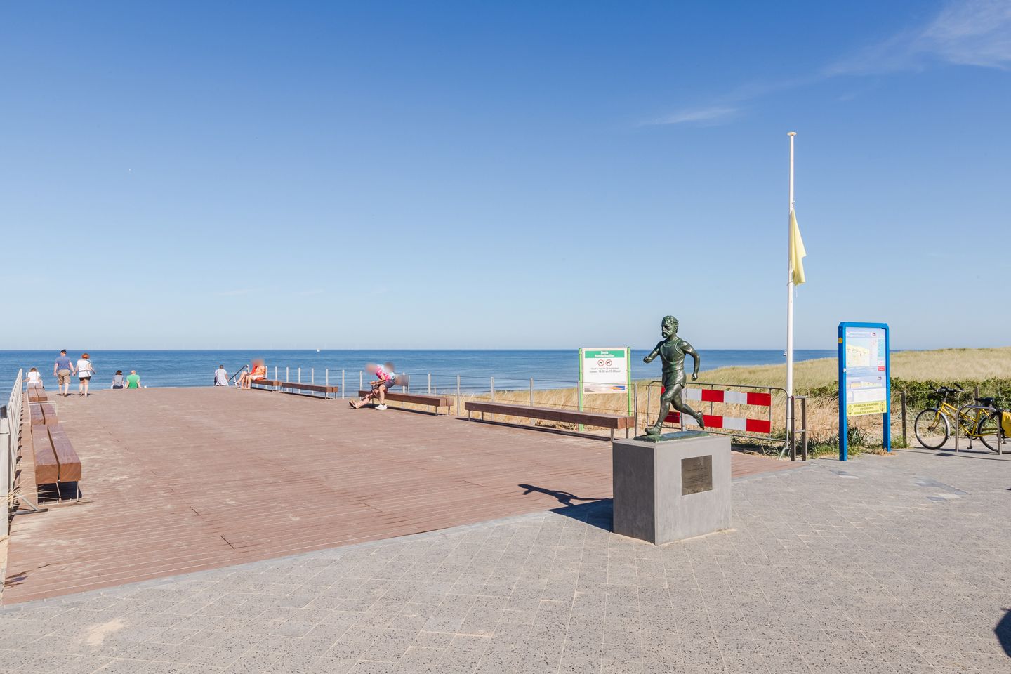 Foto 35 van Boulevard Ir de Vassy 99