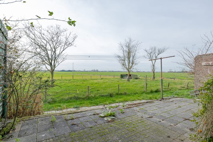 Photo 3 of Stroet 101