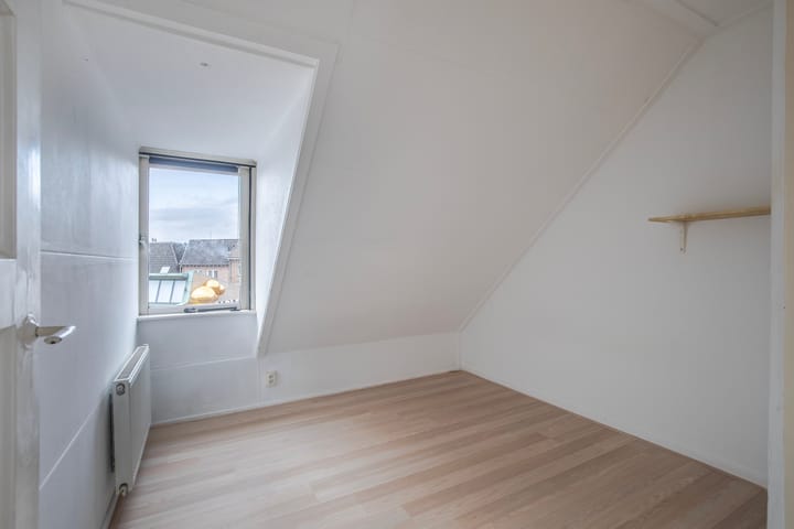 Photo 20 of Van Toulon van der Koogweg 12-A