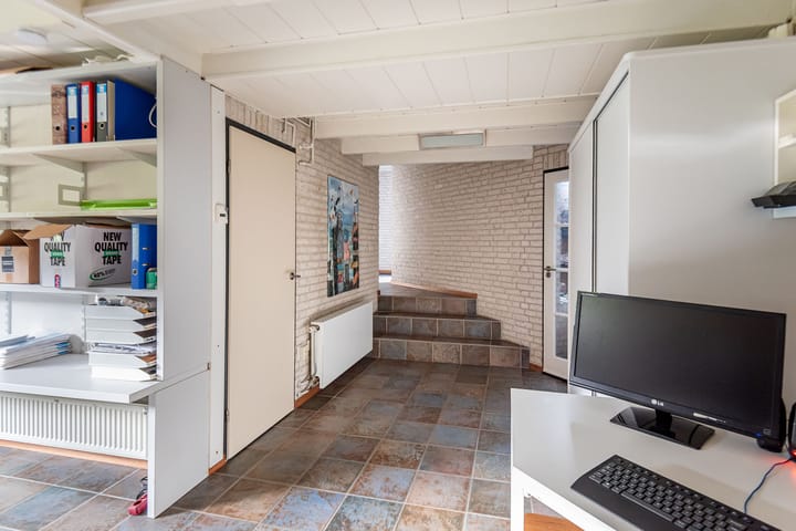 Photo 22 of Wezelhof 9