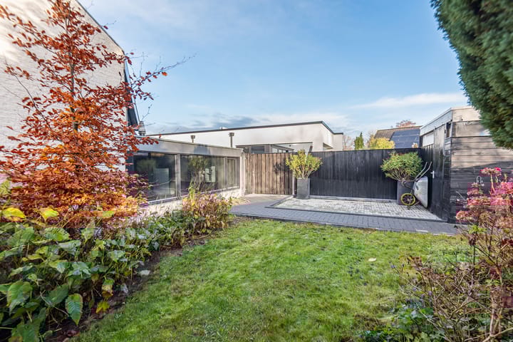 Photo 48 of Wezelhof 9