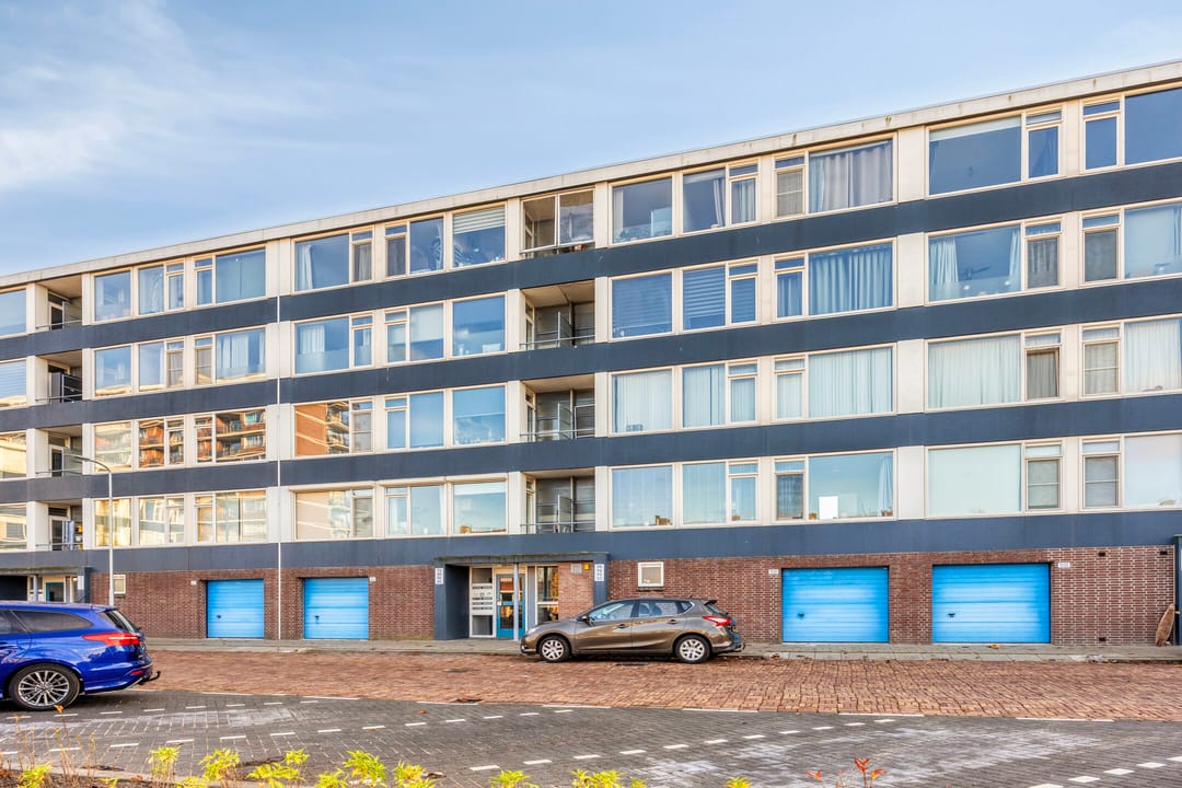Photo 32 of Zonnebloemstraat 92