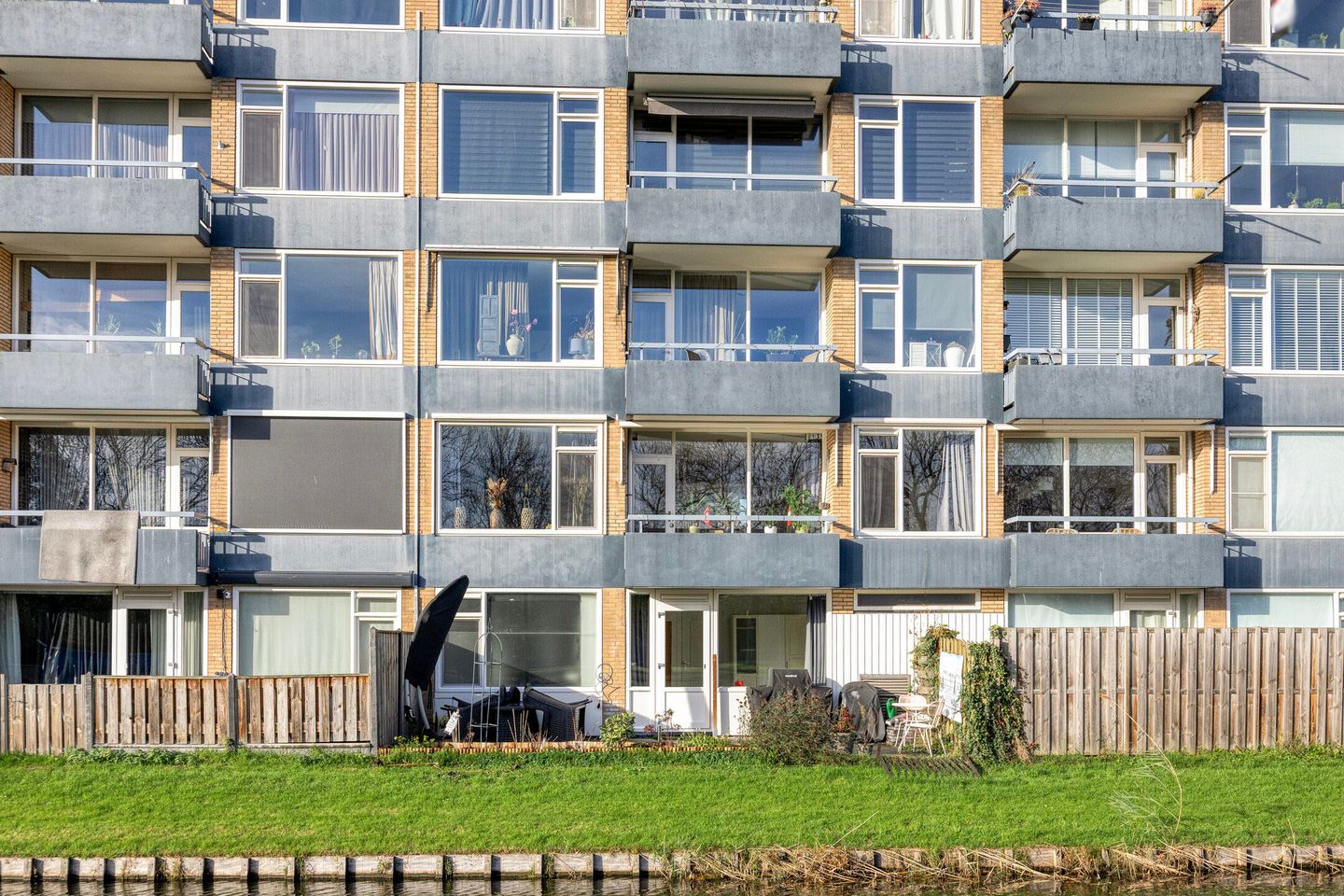 Photo 35 of Zonnebloemstraat 92