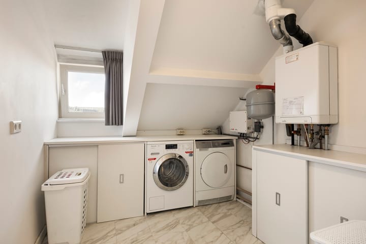 Photo 21 of Schubertstraat 23