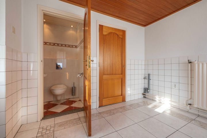 Foto 22 van Bovenstraat 75