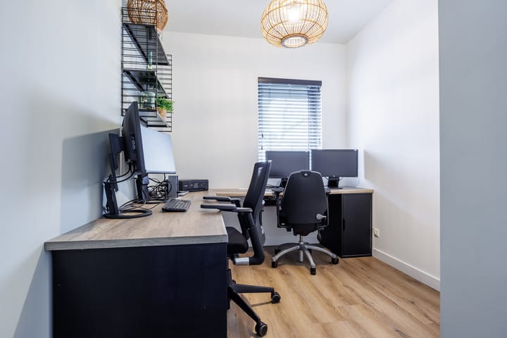 Photo 37 of Houtduiflaan 28-E