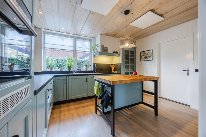 Foto 14 van Burg Thijssenstraat 27