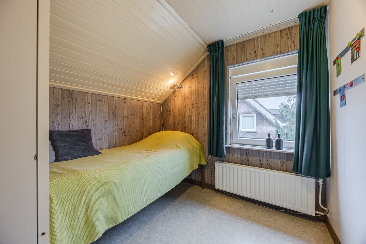 Photo 19 of Burg Thijssenstraat 27