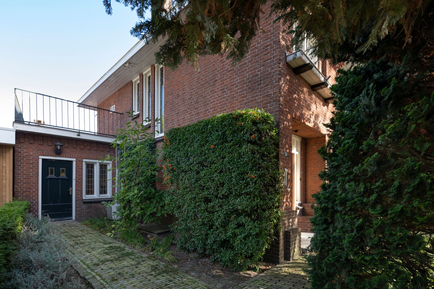 Foto 35 van Burg. Canterslaan 34