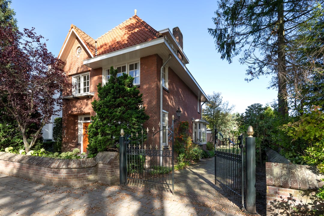 Foto 37 van Burg. Canterslaan 34