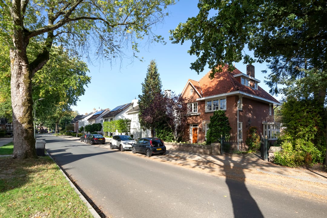 Foto 41 van Burg. Canterslaan 34