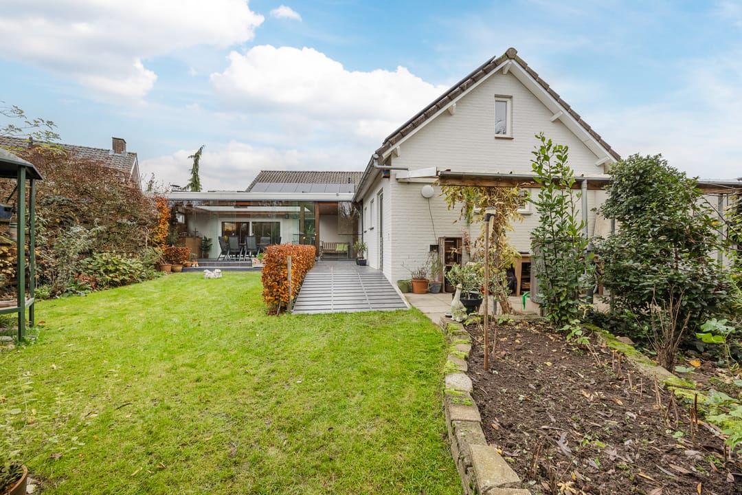 Photo 28 of Burg Thijssenstraat 27