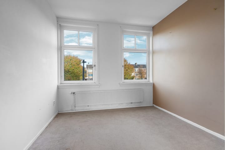 Foto 15 van Johan de Wittlaan 80