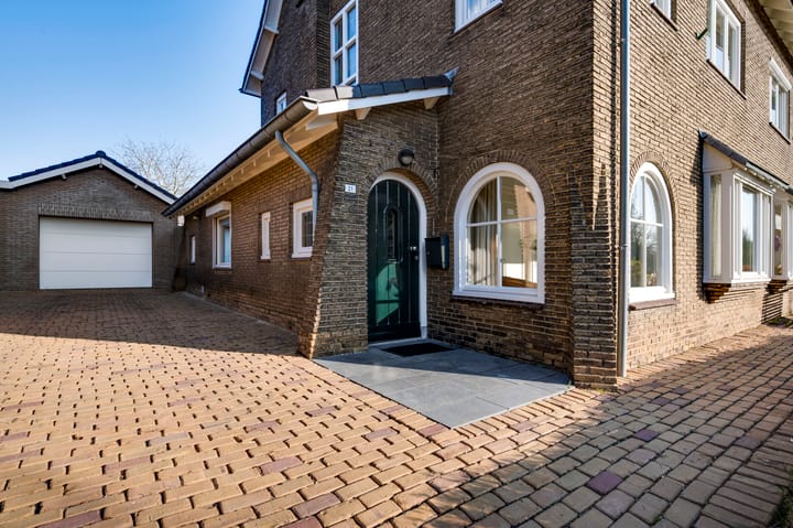 Photo 2 of Aldenhofstraat 21