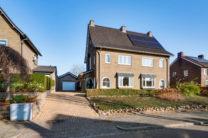 Photo 44 of Aldenhofstraat 21