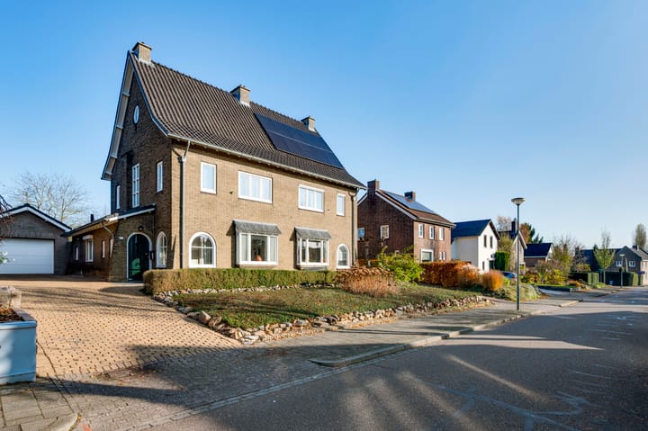 Photo 48 of Aldenhofstraat 21