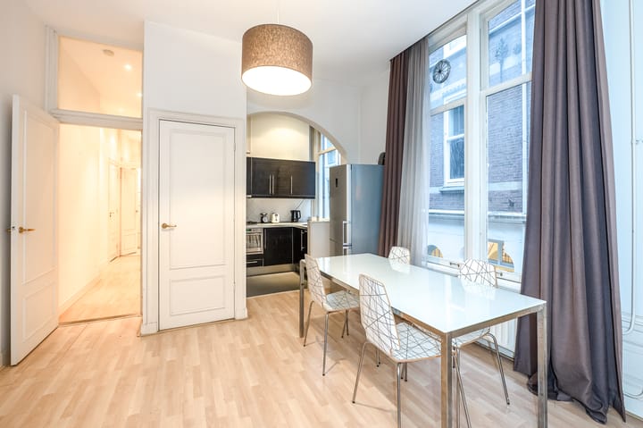 Foto 14 van Molenstraat 2