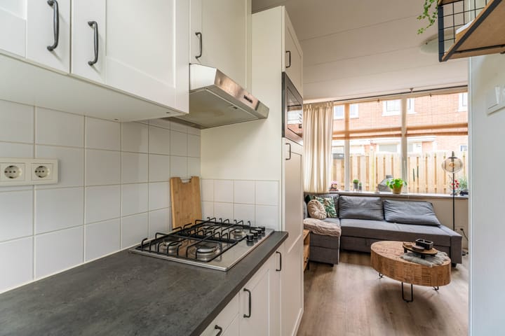 Photo 6 of Tijmstraat 17-D