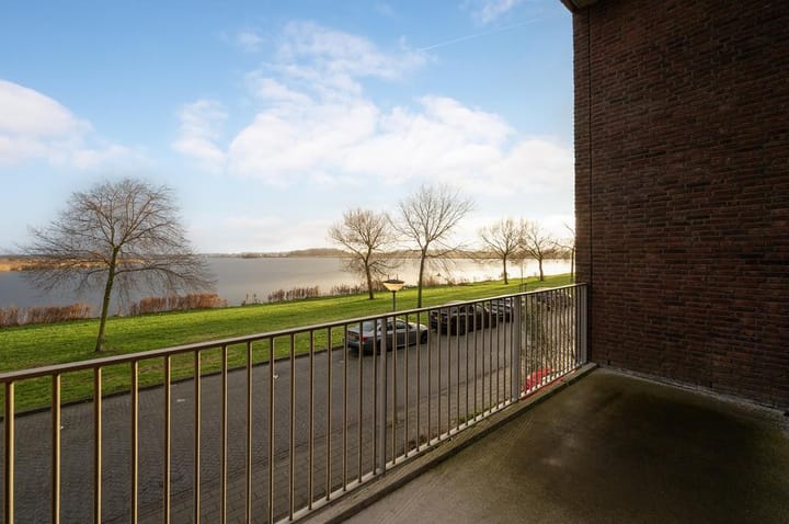 Foto 15 van Reling 15