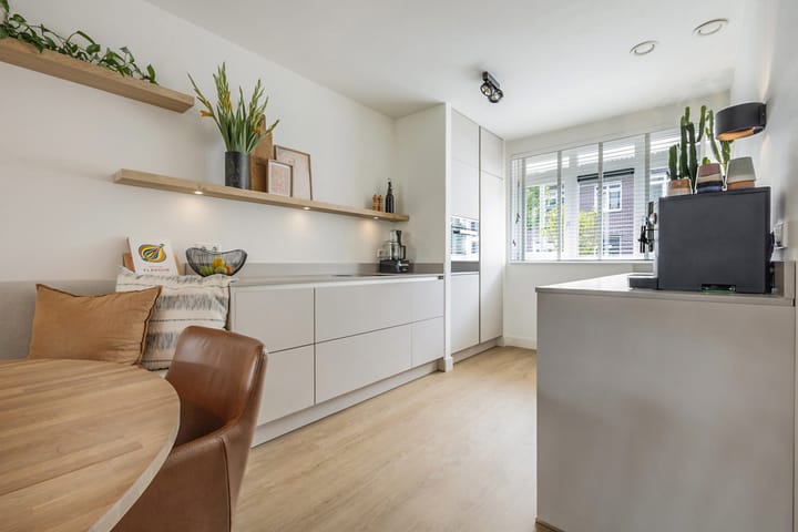 Photo 3 of Vondelstraat 14