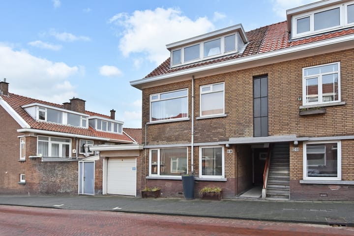 Vuurbaakstraat 8