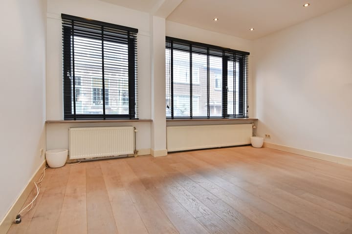 Foto 18 van Vuurbaakstraat 8