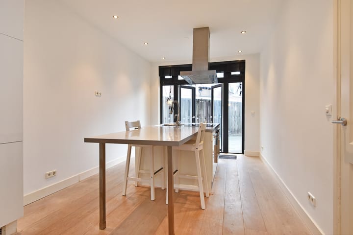 Foto 26 van Vuurbaakstraat 8